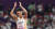우상혁이 4일 항저우 아시안게임 남자 높이뛰기 결선에서 2m37 3차 시기에 실패한 뒤 관중들에게 인사하고 있다. 연합뉴스