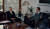 1995년 4월 서울 동교동 자택에서 조순 전 부총리 의 서울시장 후보 영입과 관련해 대화하고 있다. [사진 연세대 김대중도서관]