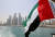 지난 2015년 아랍에미리트(UAE) 두바이항에 UAE 국기가 걸려 있다. 로이터=연합뉴스