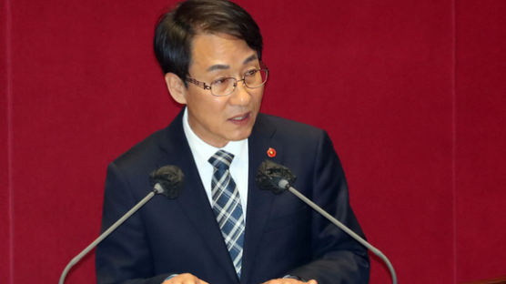 '수박' 지목된 이원욱 "이재명 대표에게 민주주의를 묻는다"