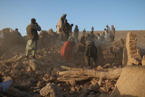 아프간 강진 사망자수 급증…탈레반 관계자 "2000명 숨졌다"