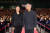 4일 열린 제28회 부산국제영화제 개막식에 피아니스트 백건우와 딸 진희(왼쪽) 씨가 함께 입장하고 있다. 사진 부산국제영화제 