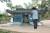 울산시 선암호수공원 안에 세워진 ‘미니’ 사찰 안민사에서 시민이 기도하고 있다. [중앙포토]