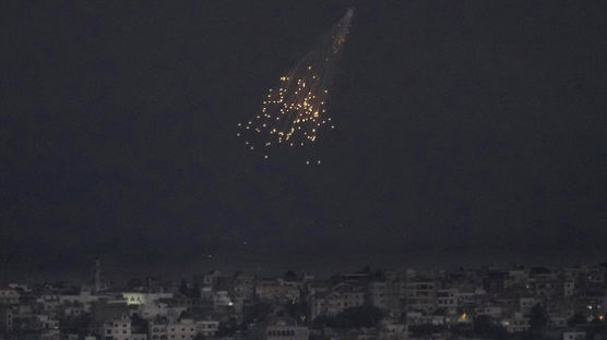 레바논 남부서 이스라엘에 로켓 15발 발사…4발 요격
