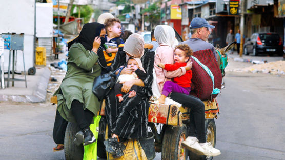[사진] 피란가는 가자지구 주민