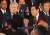 지난 5월 도쿄의 한 호텔에서 열린 아베파(정식 명칭은 세이와정책연구회)의 파벌 파티석장에서 모리 요시로 전 총리(왼쪽)와 기시다 후미오 총리가 나란히 앉아 있다. 교도=연합뉴스