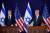 토니 블링컨 미국 국무장관(왼쪽)과 베냐민 네타냐후 이스라엘 총리가 12일 이스라엘 텔아비브의 이스라엘 방위군 비상본부가 있는 키르야 기지에서 기자회견을 하고 있다. 로이터=연합뉴스 