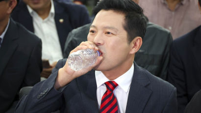 尹 '정치 참여' 뒤 첫 선거 패배…與가 먼저 '김행 사퇴' 요청했다