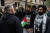 10월8일 뉴욕에서 이스라엘 지지자와 말싸움하는 팔레스타인 지지집회 참가자. AFP=연합뉴스