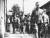 싱가포르에서 수송선 후카이마루를 타고 부산에 도착한 호주군 포로들. 이들 대부분으로 서울수용소로 옮겨갔다. 호주전쟁기념관