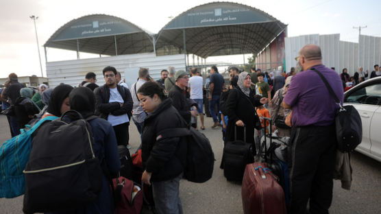 “우리도 먹고 살기 힘들다” 국경 문 닫은 이집트