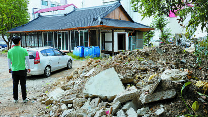 정율성 사업 중단 요구하자…시민 의견 묻겠다는 광주 남구