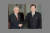 1998년 1월 24일 서울 삼청동 대통령직인수위원회에서 김우중 대우그룹 회장과 악수하고 있다. [중앙포토]
