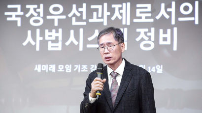 신평 "與 참패, 환상 깰수있는 기회…이준석 신당 30석? 어렵다"