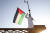 지난7일(현지시간) 하마스의 이스라엘 공격 소식이 전해지자 한 쿠웨이트 시민이 팔레스타인 국기를 흔들며 지지 의사를 표하고 있다. AFP=연합뉴스