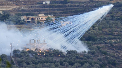 헤즈볼라 보복 경고…이스라엘 무인기 폭격에 사상자 속출