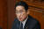 기시다 후미오 일본 총리가 23일 임시국회 개회를 맞아 국회에서 소신 표명 연설을 하고 있다. AFP=연합뉴스
