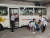 지난달 13일 오후 4시40분 일본 나가레야마시 전철역 앞에 있는 송영 보육스테이션에 버스가 들어왔다. 인근 보육원을 돌면서 아이들을 태운 5대의 버스는 이곳에 모인다. 나가레야마=정진호 기자