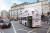 영국 런던의 대표적 랜드마크인 피카딜리 광장을 지나는 'LG 엑스포 버스'. 사진 LG