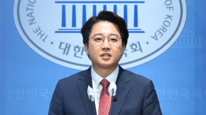 이준석은 전략적 모호, 이준석계는 먼저 탈당…창당 양동작전? 