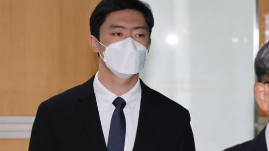 ’라방 마약 투약’ 전두환 손자 징역 3년 구형…"매일 잘못 반성"