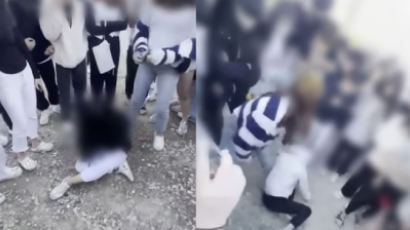 "나이스!" 여학생 2명 집단폭행…가해 10여명 대부분 '촉법소년'
