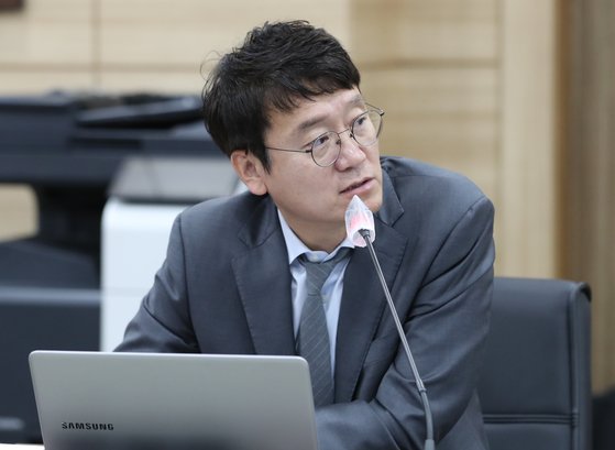 [Herald Interview] 'Korea strives to set global standards for data protection in generative AI era'