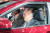 2015년 디트로이트 모터쇼에서 정의선 당시 현대차 부회장은 경쟁사인 도요타 부스를 가장 유심히 둘러봤다. 캠리 운전석에는 직접 앉아 보기도 했다. 사진 현대차