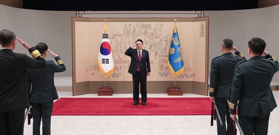 Returning minister Yu In