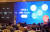 8일 서울 영등포구 콘래드호텔에서 열린 ‘3C 생성형Ai 컨퍼런스’에서 이건수 커넥트웨이브 대표가 플랫폼 고도화 전략에 대해 발표하고 있다. 사진 커넥트웨이브