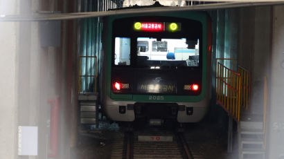 서울 지하철, 9시부터 이틀간 파업 …한국노총은 "동참 안한다"