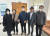9일 오전 광주법원에서 항소심 재심에서 무죄를 선고받은 동림호 납북어부들과 유족들이 재판이 끝나고 법정 밖에서 기쁨을 나누고 있다. 연합뉴스