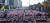 한국노동조합총연맹 조합원들이 11일 오후 서울 영등포구 여의대로에서 열린 전국노동자대회에서 정부에 노조 탄압을 즉각 중단할 것을 촉구하고 있다. 뉴스1