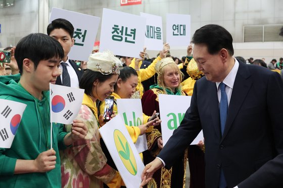 Korea extends fuel tax cut scheme until year's end