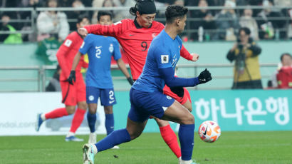 '조규성 선제골' 클린스만호, 싱가포르에 전반 1-0 리드