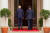 15일(현지시간) 조 바이든 미국 대통령과 시진핑 중국 국가주석이 나란히 정상회담장으로 입장하고 있다. 연합뉴스