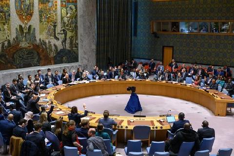 유엔 안보리, ‘가자지구 교전 인도주의적 중단’ 결의안 채택