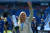 엠마 헤이스는 첼시 여자축구팀 감독으로 6번 우승컵을 들어올렸다. AFP=연합뉴스