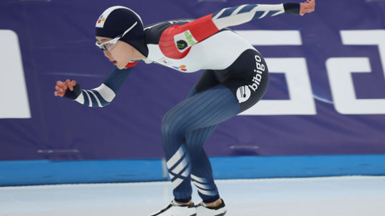 5위→7위→3위→2위, 감잡은 김민선… 빙속 월드컵 2차대회 2차 레이스 500m 은메달