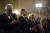 지난 15일(현지시간) 미중 정상회담 이후 진행된 기자회견에서 커트 캠벨 백악관 인태조정관(왼쪽)과 토니 블링컨 국무장관(가운데)이 조 바이든 대통령의 이야기를 듣고 있다. AP=연합뉴