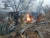 우크라이나 자포리아 지역에서 러시아의 공습으로 주택이 파손된 현장에서 소방관들이 작업하고 있다. 로이터=연합뉴스