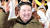  북한은 22일 전날 밤 발사한 군사정찰위성 1호기 '만리경-1호'의 발사가 성공적으로 이뤄졌다고 밝혔다. 관계자들과 함께 손을 흔드는 김정은 위원장의 흰 머리가 눈에 띈다. 조선중앙통신=연합뉴스