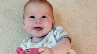 '최연소 인질' 생후 9개월 이스라엘 아기, 50일째 억류 중