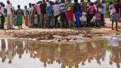 최악 가뭄 끝나자 '100년만의 홍수' 덮쳤다…케냐 120명 사망