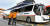 두산이 제작한 ‘재난구호요원 회복버스’를 소방관들이 살펴보고 있다. 전동식 그늘막 장치, 천막과 의자, 테이블이 비치돼 있다. [사진 두산그룹]