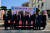 KAIST 우정 나눔 연구동 기공식에 참석한 이중근 부영그룹 회장(왼쪽에서 네번째)과 이광형 KAIST 총장(왼쪽에서 다섯번째). 부영그룹
