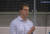 피트 푸틸라 샌프란시스코 단장이 10월 10일 고척 키움-삼성전에서 이정후가 8회 대타로 나오자 자리에서 일어나 박수를 치고 있다. 사진 SBS스포츠 캡처
