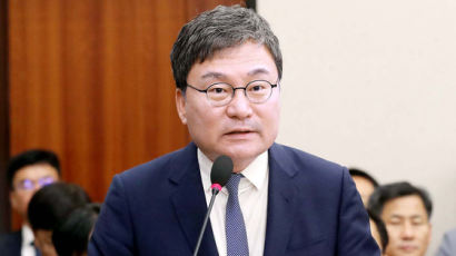 '이스타항공 배임 혐의' 이상직 전 의원…검찰, 징역 7년 구형