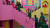 드라마 '오징어 게임'을 그대로 본떠 만든 리얼리티 쇼 '오징어 게임: 더 챌린지' 에게 참가자들이 게임장으로 입장하고 있다. 사진 넷플릭스
