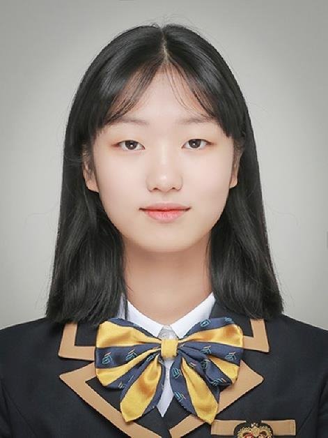 “악명 가진 수능 만점 의대생의 여자친구 살해 사건: 공개된 신상 정보에 대한 논란”